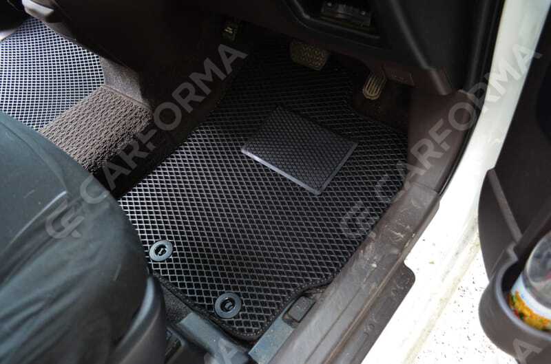 Коврики на Toyota Porte II 2012&nbsp;-&nbsp;2020 в Чебоксарах