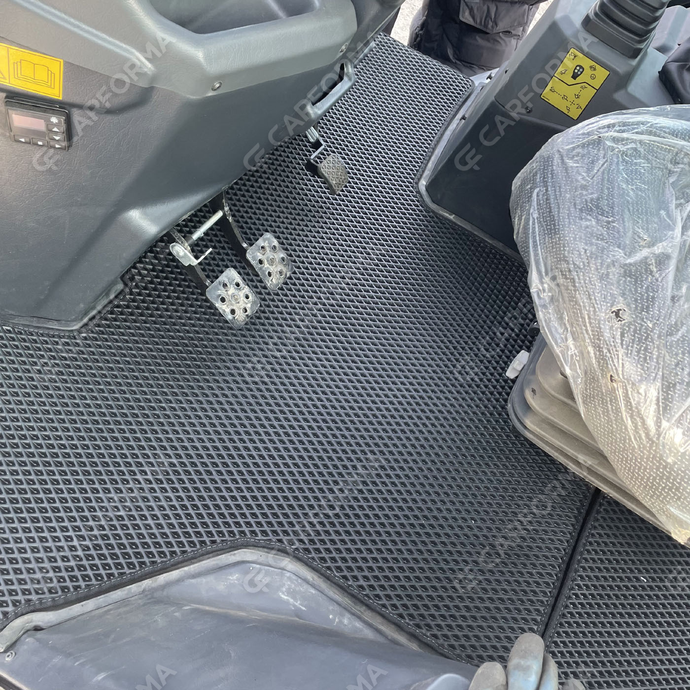 Ворсовые коврики на Спецтехника Экскаватор-погрузчик Cukurova 888  в Чебоксарах