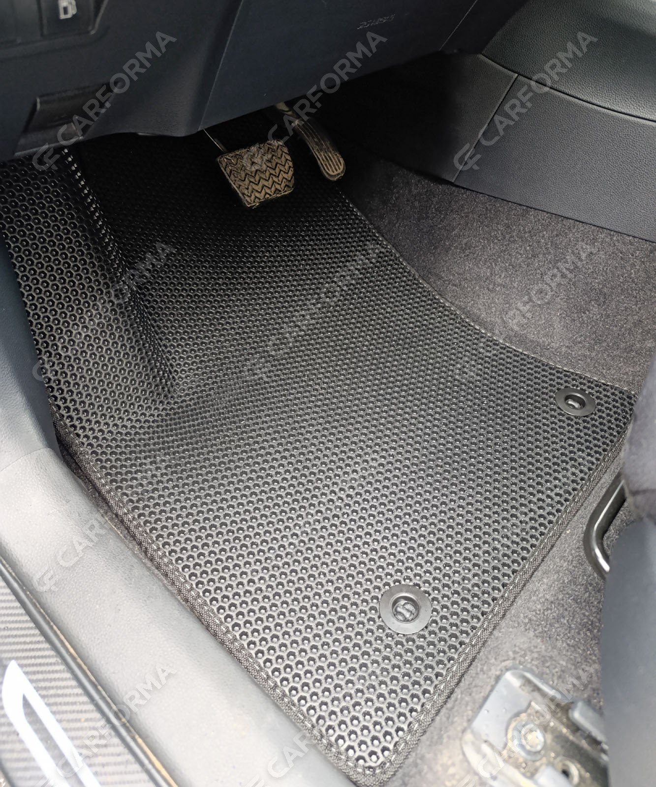 Коврики на Toyota Corolla Cross 2021&nbsp;-&nbsp;2026 в Чебоксарах