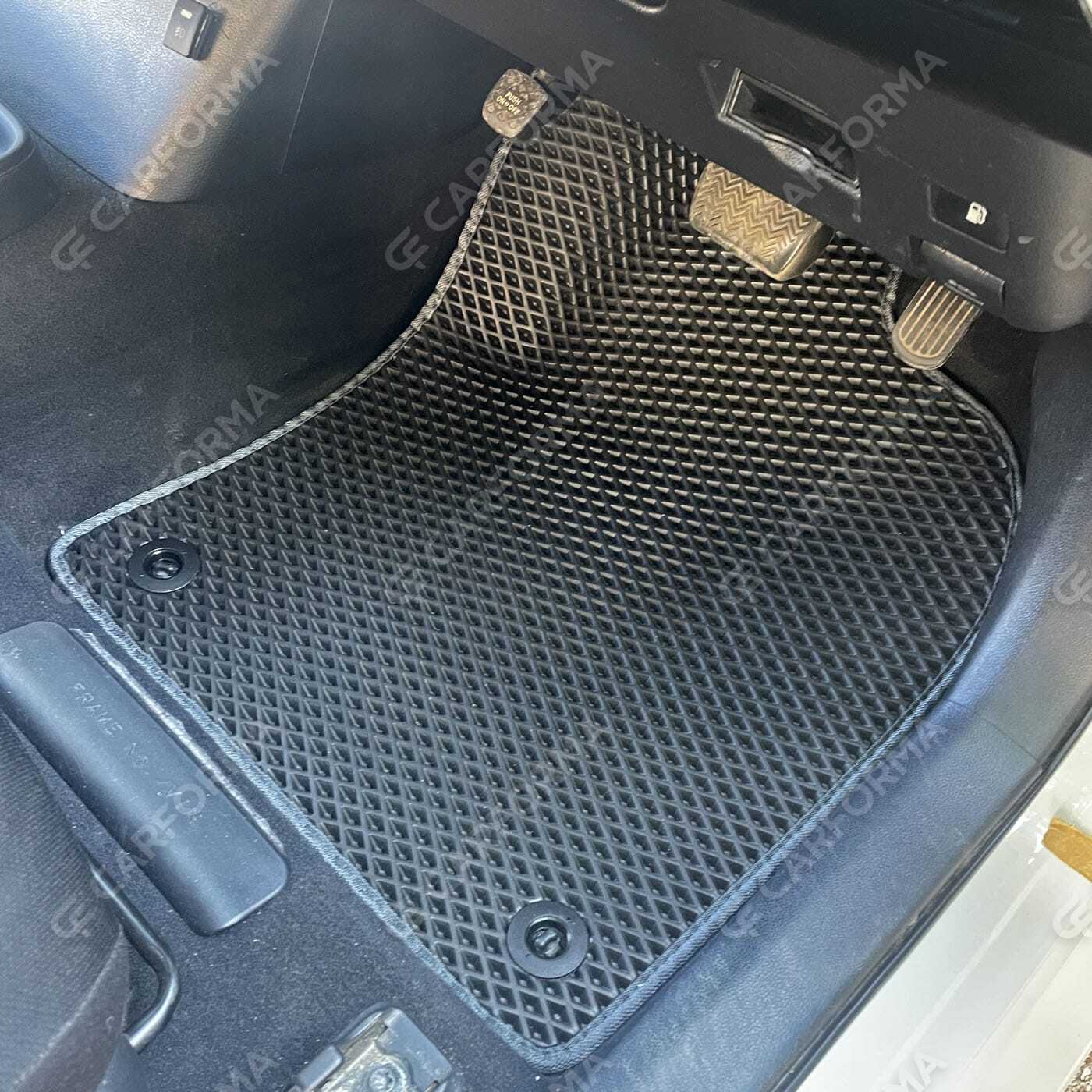 Коврики на Toyota Prius (50) 2015&nbsp;-&nbsp;2023 в Чебоксарах