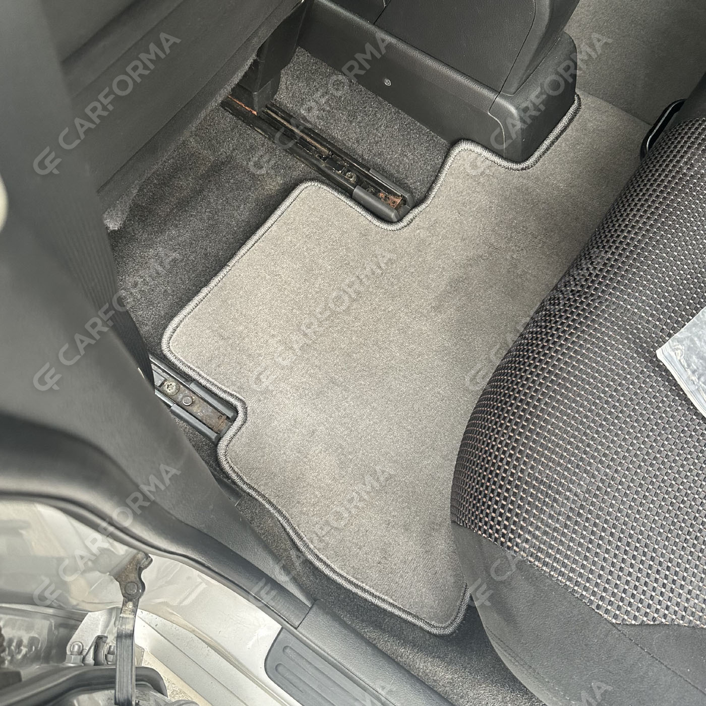 Ворсовые коврики на Nissan Tiida (C11) 2004&nbsp;-&nbsp;2014 в Чебоксарах