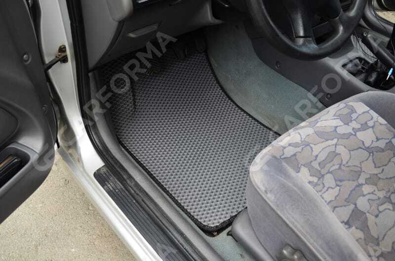 Ворсовые коврики на Toyota Avensis I 1997&nbsp;-&nbsp;2002 в Чебоксарах