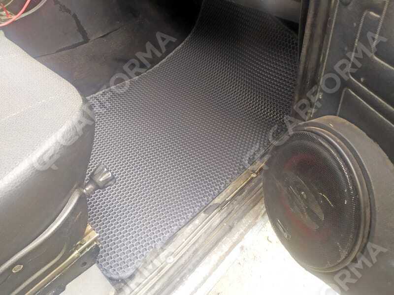 Ворсовые коврики на Lada (ВАЗ) 2101, 2102, 2103, 2104, 2105, 2106, 2107 1970&nbsp;-&nbsp;2012 в Чебоксарах