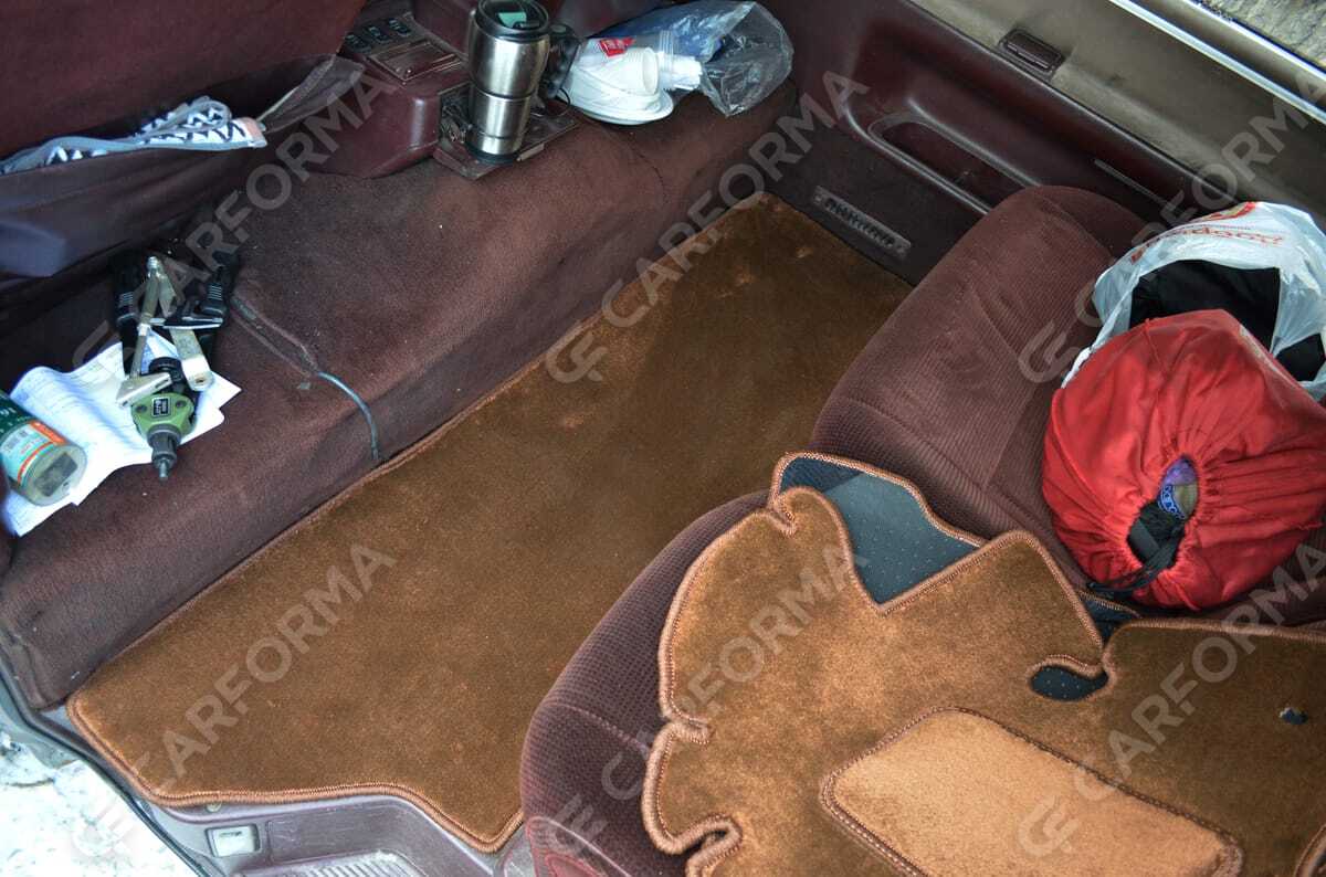 Ворсовые коврики на Toyota Hiace (H100) 1989&nbsp;-&nbsp;2005 в Чебоксарах
