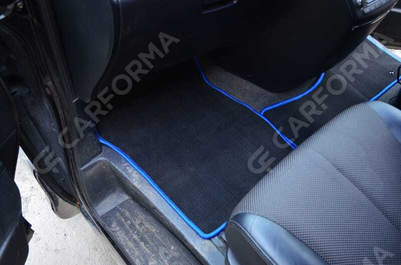 Ворсовые коврики на Nissan Elgrand (E51) 2002&nbsp;-&nbsp;2010 в Чебоксарах