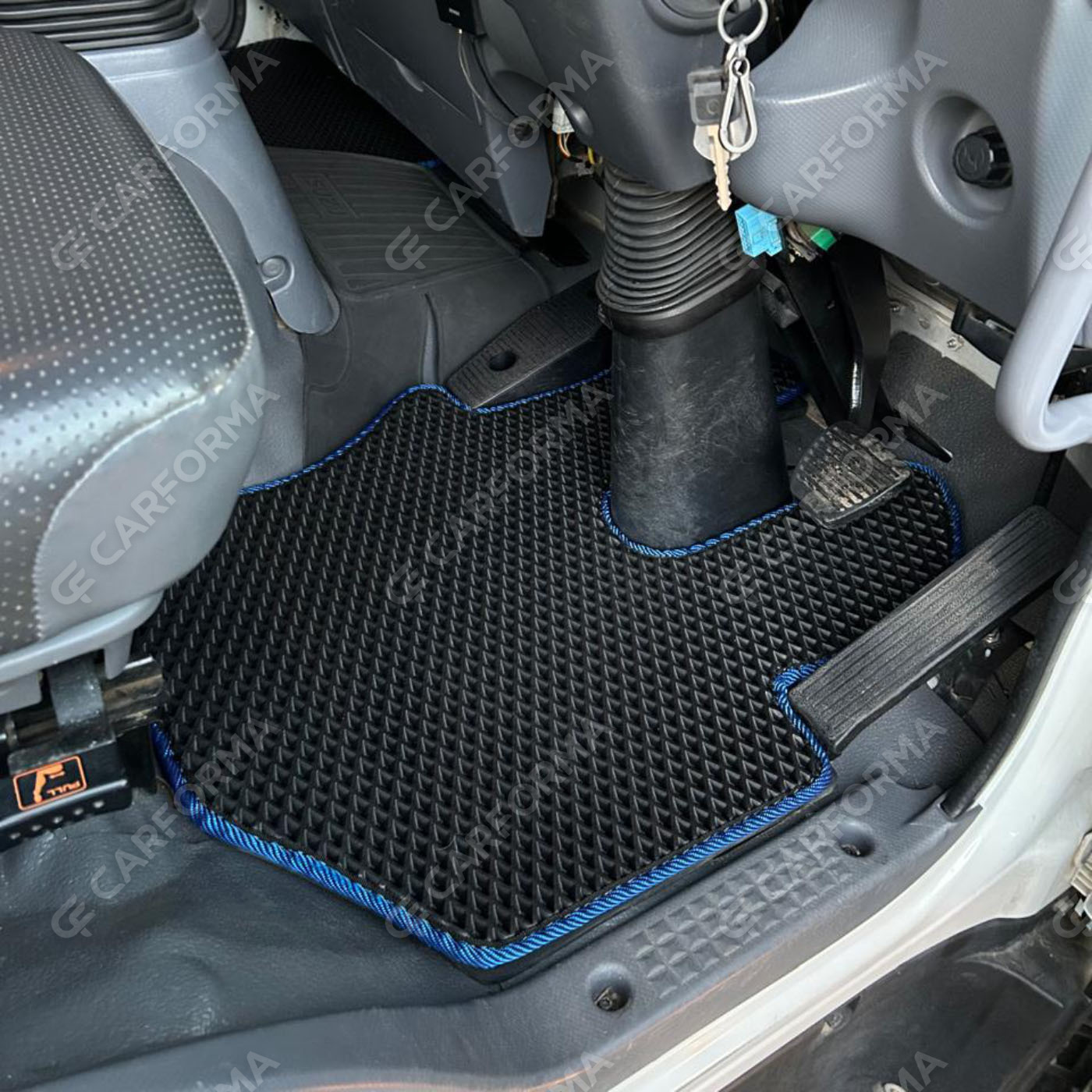 Ворсовые коврики на Isuzu Forward V узкая кабина 2007&nbsp;-&nbsp;2026 в Чебоксарах