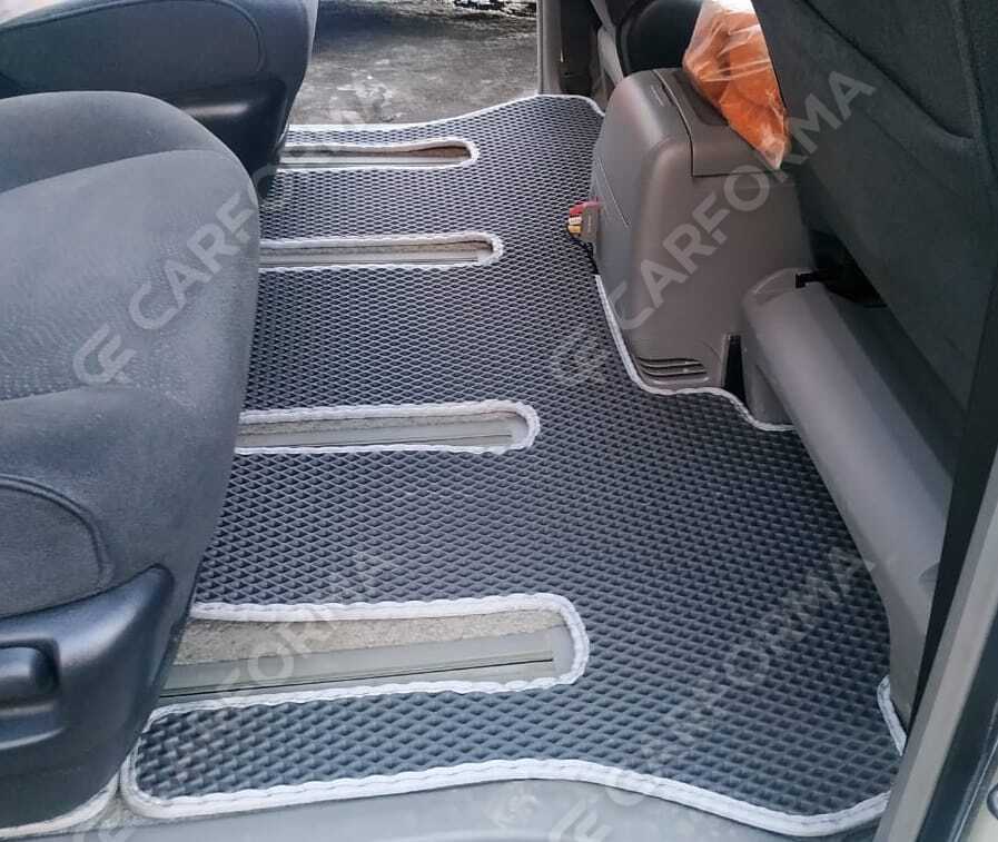 Коврики на Toyota Alphard (H10) 2002&nbsp;-&nbsp;2008 в Чебоксарах