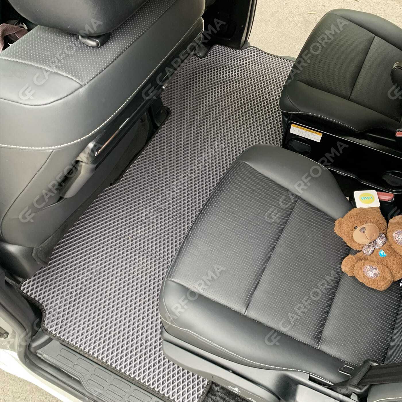 Коврики на Toyota Voxy (R80) 2014&nbsp;-&nbsp;2021 в Чебоксарах