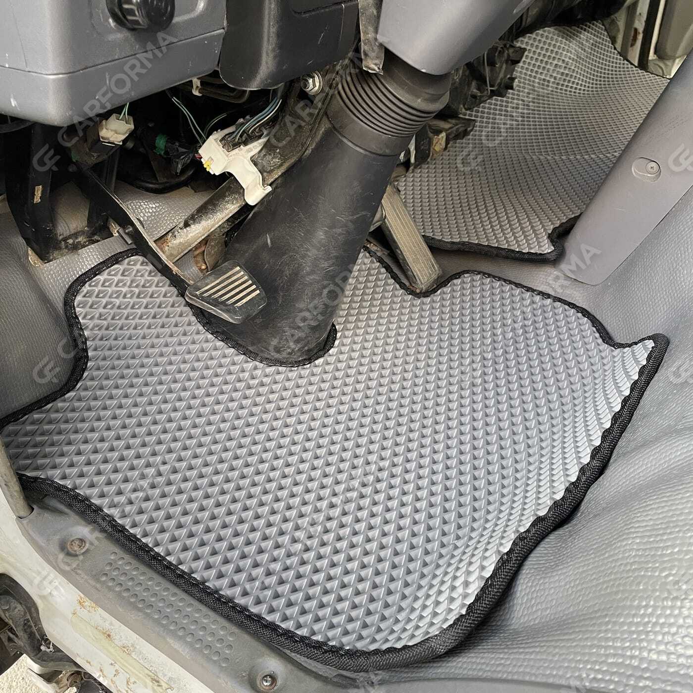 Ворсовые коврики на Isuzu ELF V широкая кабина 1993&nbsp;-&nbsp;2011 в Чебоксарах