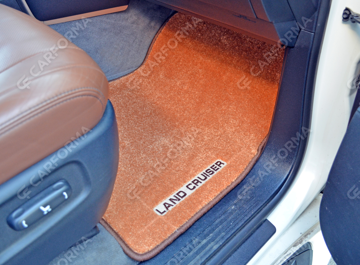 Коврики на Toyota Land Cruiser 200 2007&nbsp;-&nbsp;2021 в Чебоксарах