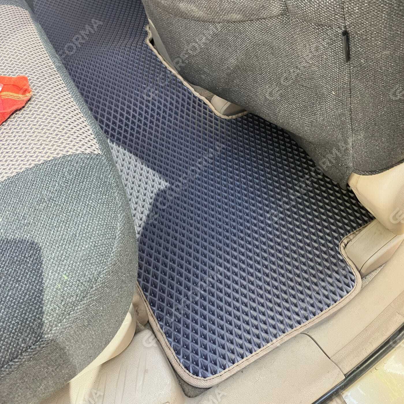 Ворсовые коврики на KIA Carens II 2006&nbsp;-&nbsp;2012 в Чебоксарах