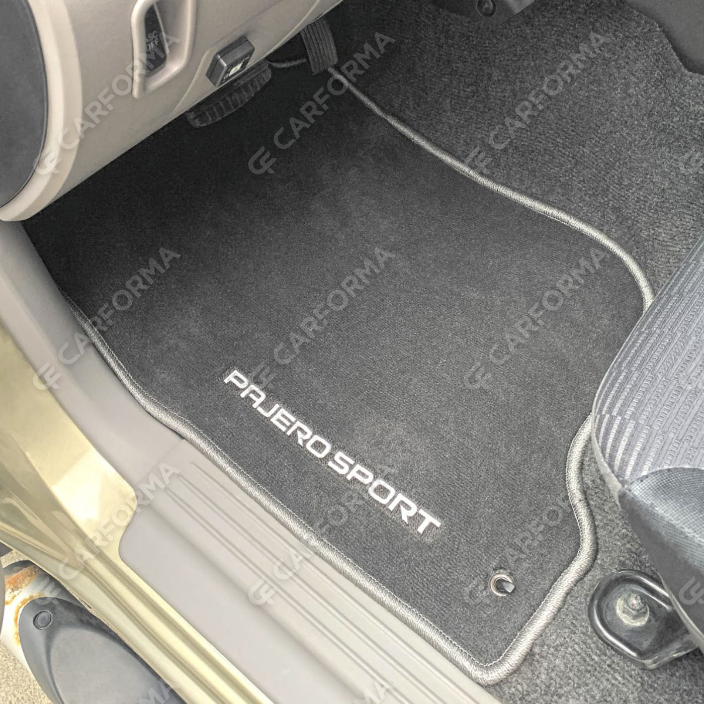 Ворсовые коврики на Mitsubishi Montero Sport II 2008&nbsp;-&nbsp;2016 в Чебоксарах