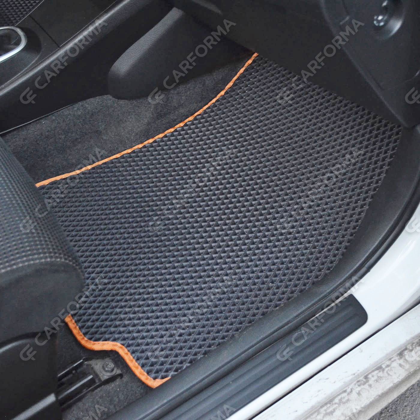 Ворсовые коврики на Nissan Tiida (C11) 2004&nbsp;-&nbsp;2014 в Чебоксарах