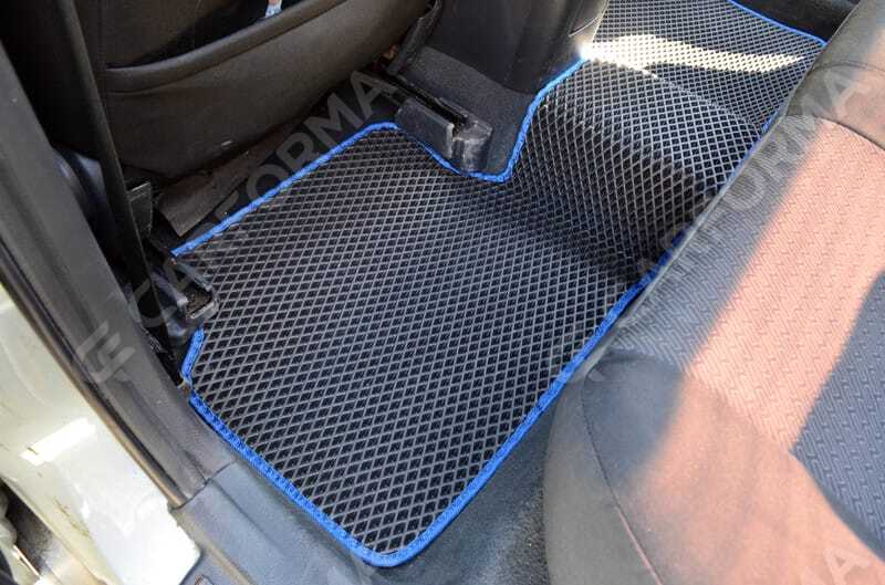 Ворсовые коврики на Toyota Avensis II 2002&nbsp;-&nbsp;2008 в Чебоксарах