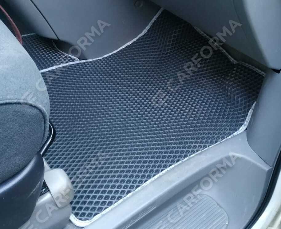 Коврики на Toyota Alphard (H10) 2002&nbsp;-&nbsp;2008 в Чебоксарах