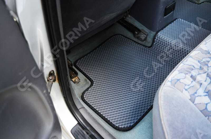 Ворсовые коврики на Toyota Avensis I 1997&nbsp;-&nbsp;2002 в Чебоксарах