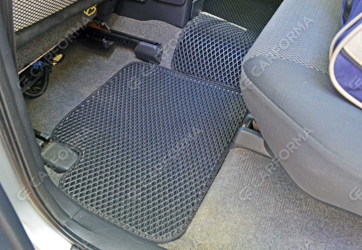 Ворсовые коврики на Toyota Rav4 II 2000&nbsp;-&nbsp;2006 в Чебоксарах