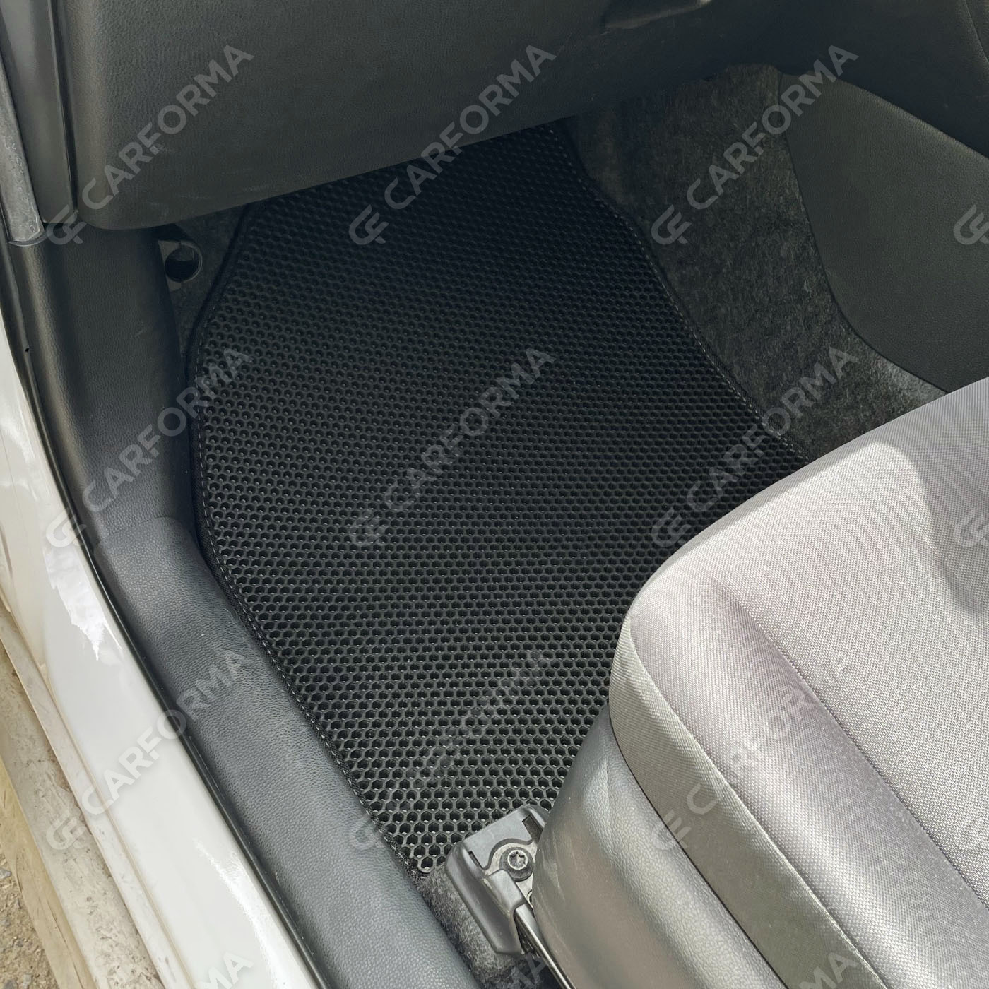 Коврики на Toyota Yaris Cross 2020&nbsp;-&nbsp;2026 в Чебоксарах