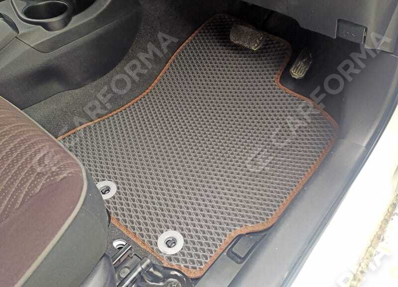 Коврики на Toyota Aqua (P10) 2011&nbsp;-&nbsp;2021 в Чебоксарах