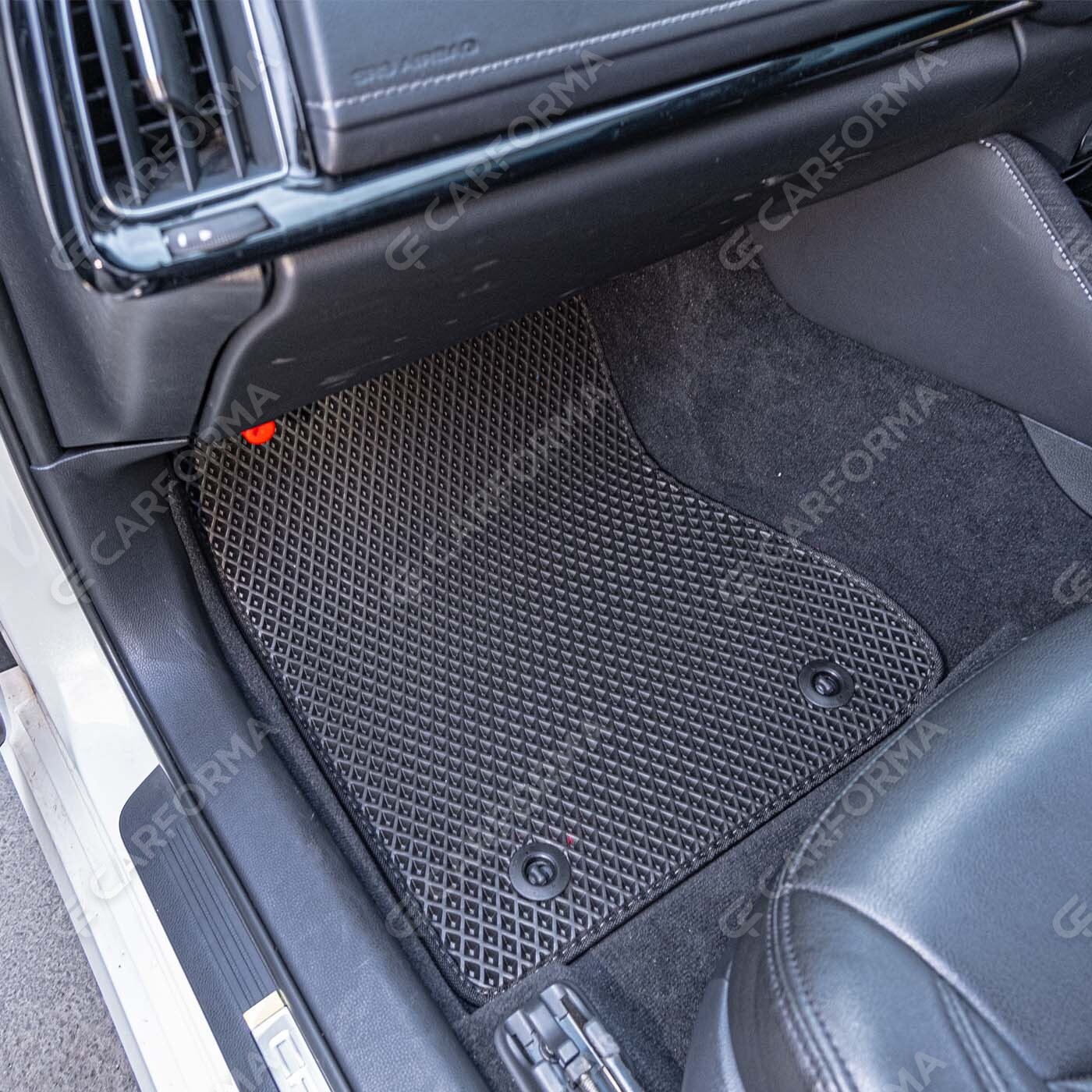 Ворсовые коврики на Toyota Crown (S220) 2017&nbsp;-&nbsp;2022 в Чебоксарах