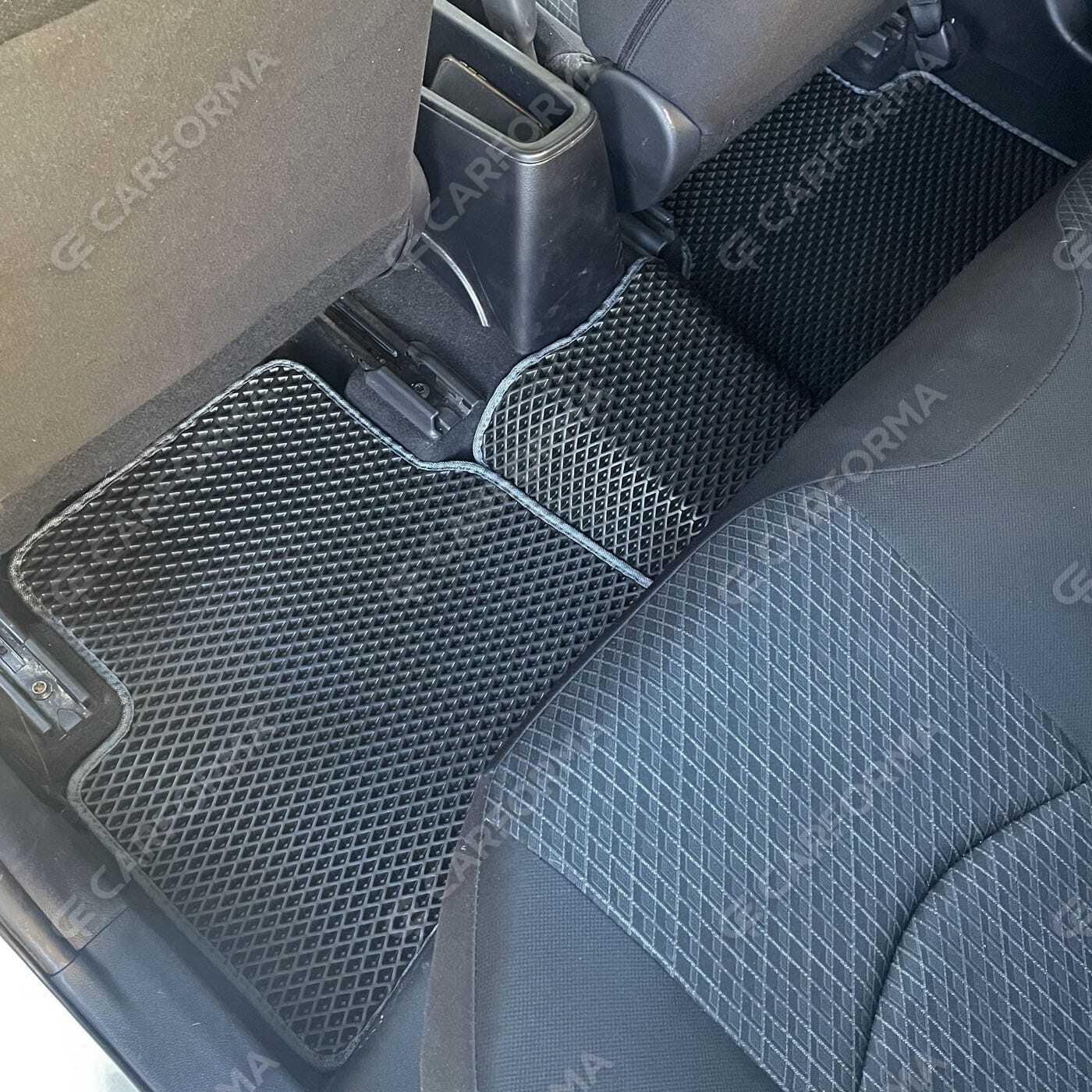 Коврики на Toyota Prius (50) 2015&nbsp;-&nbsp;2023 в Чебоксарах