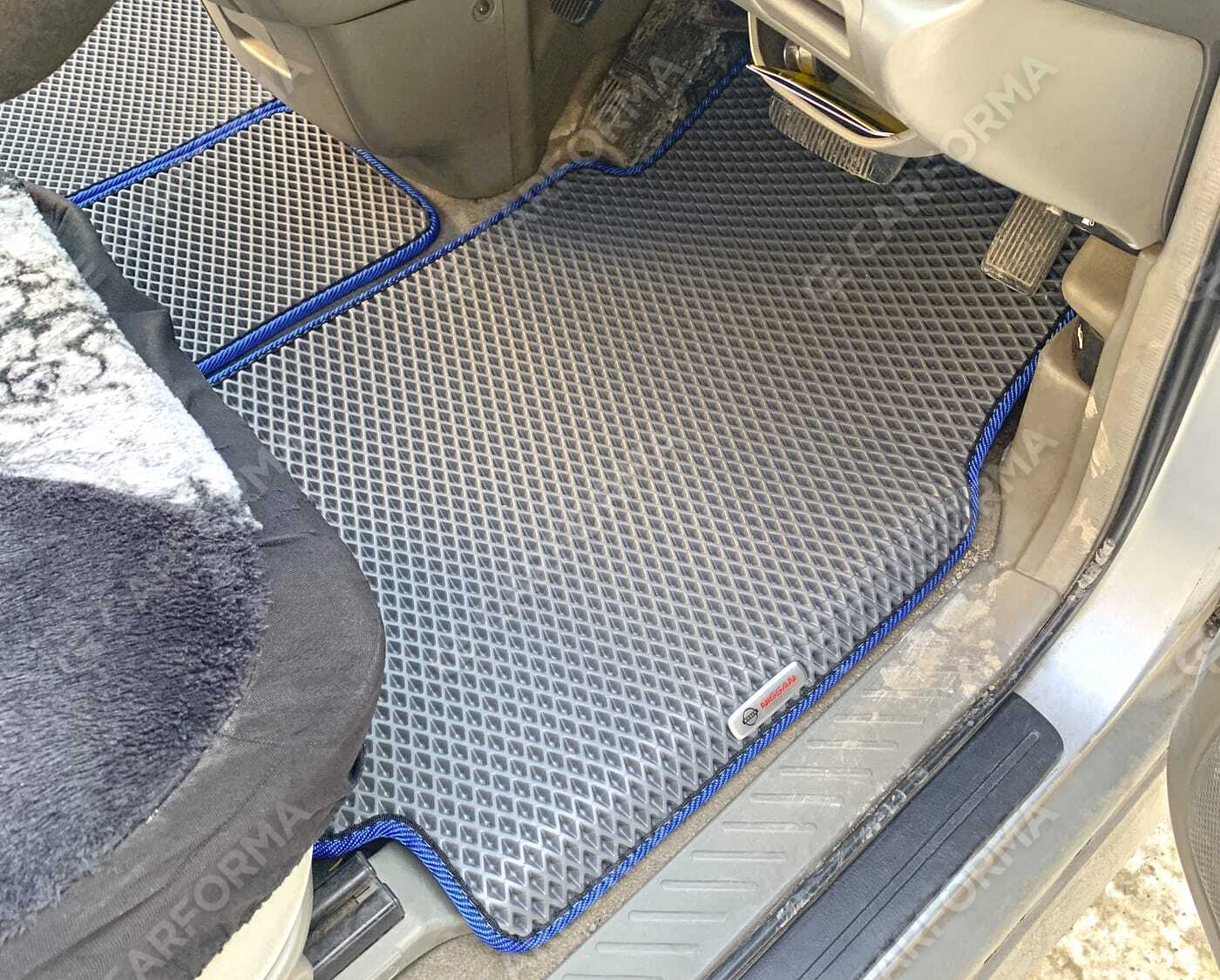 Коврики на Nissan R'nessa 1997&nbsp;-&nbsp;2001 в Чебоксарах