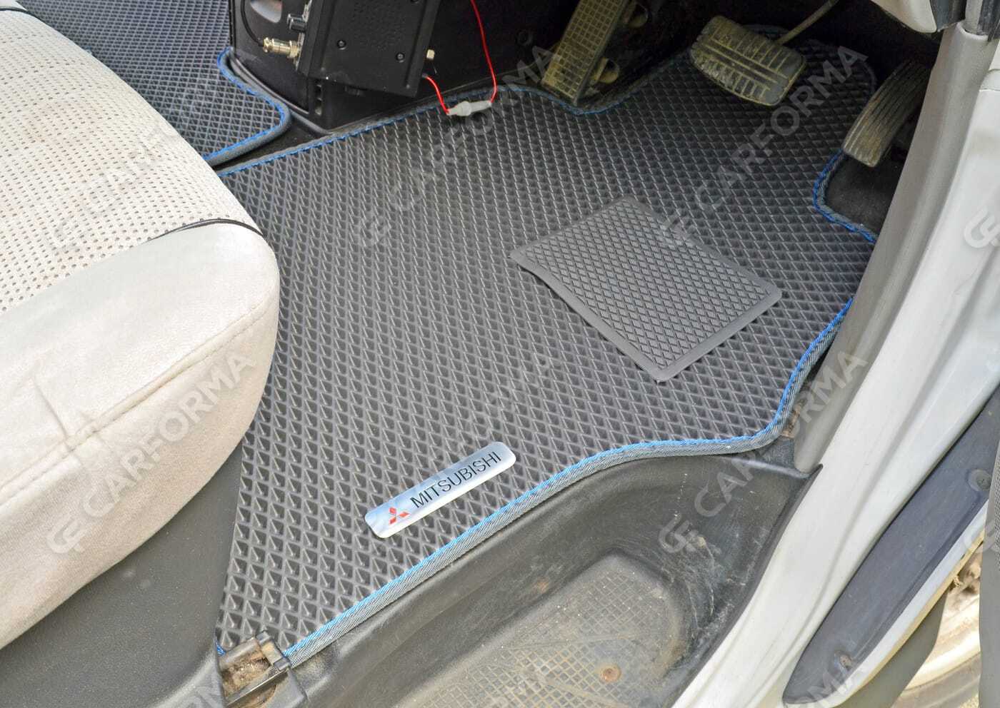 Ворсовые коврики на Mitsubishi Delica 4 1994&nbsp;-&nbsp;2007 в Чебоксарах