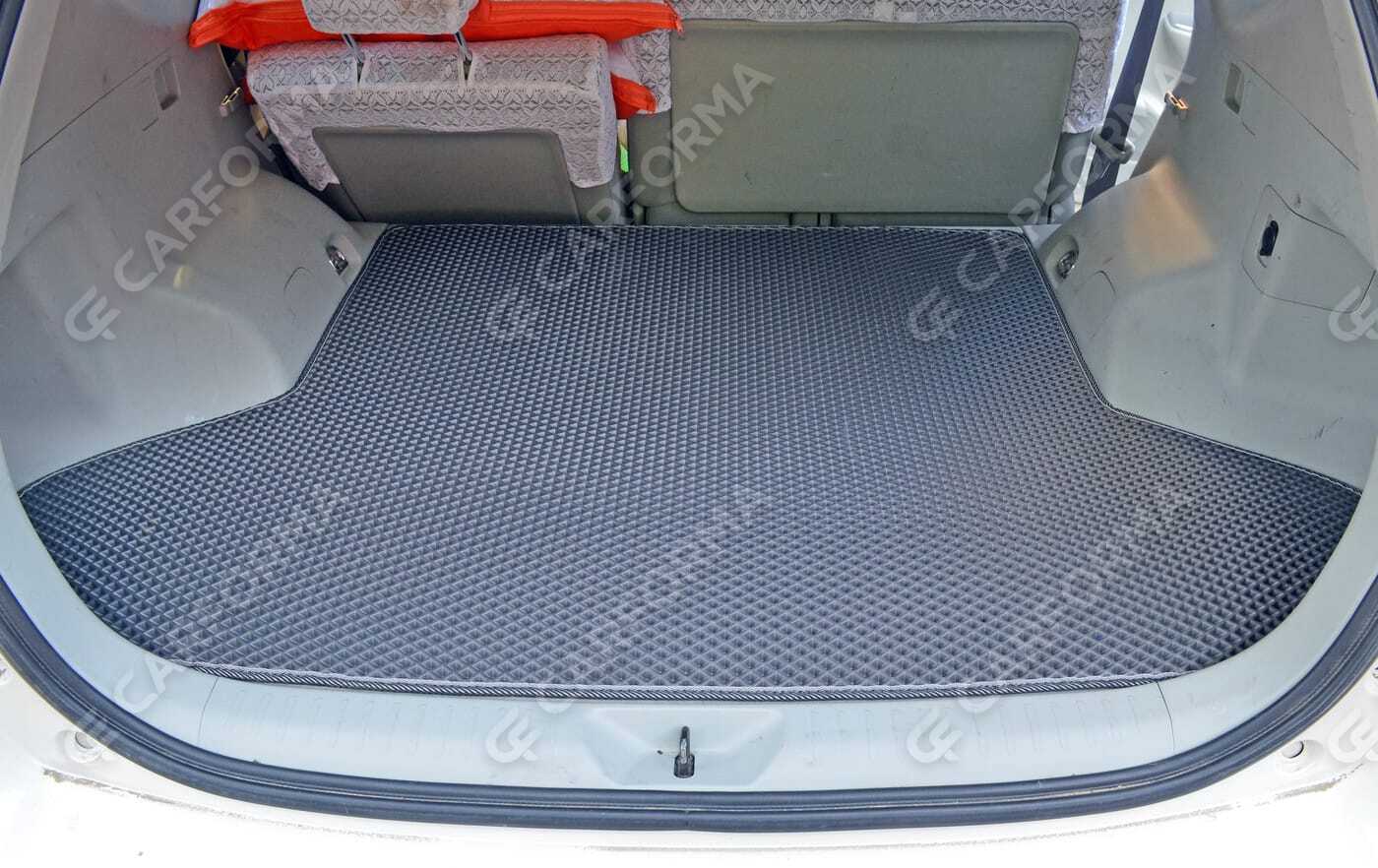 Ворсовые коврики на Toyota Prius Alpha 2011&nbsp;-&nbsp;2021 в Чебоксарах