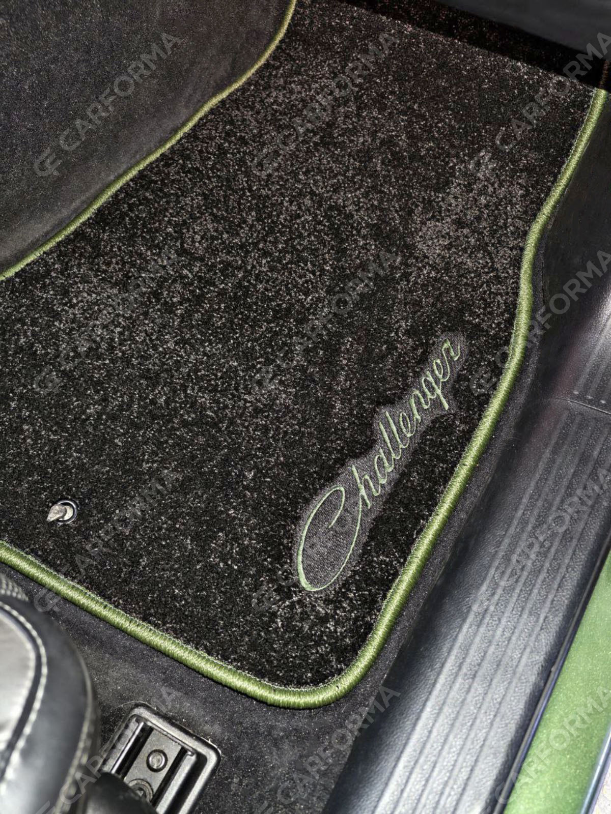 Ворсовые коврики на Dodge Challenger III 2008&nbsp;-&nbsp;2023 в Чебоксарах