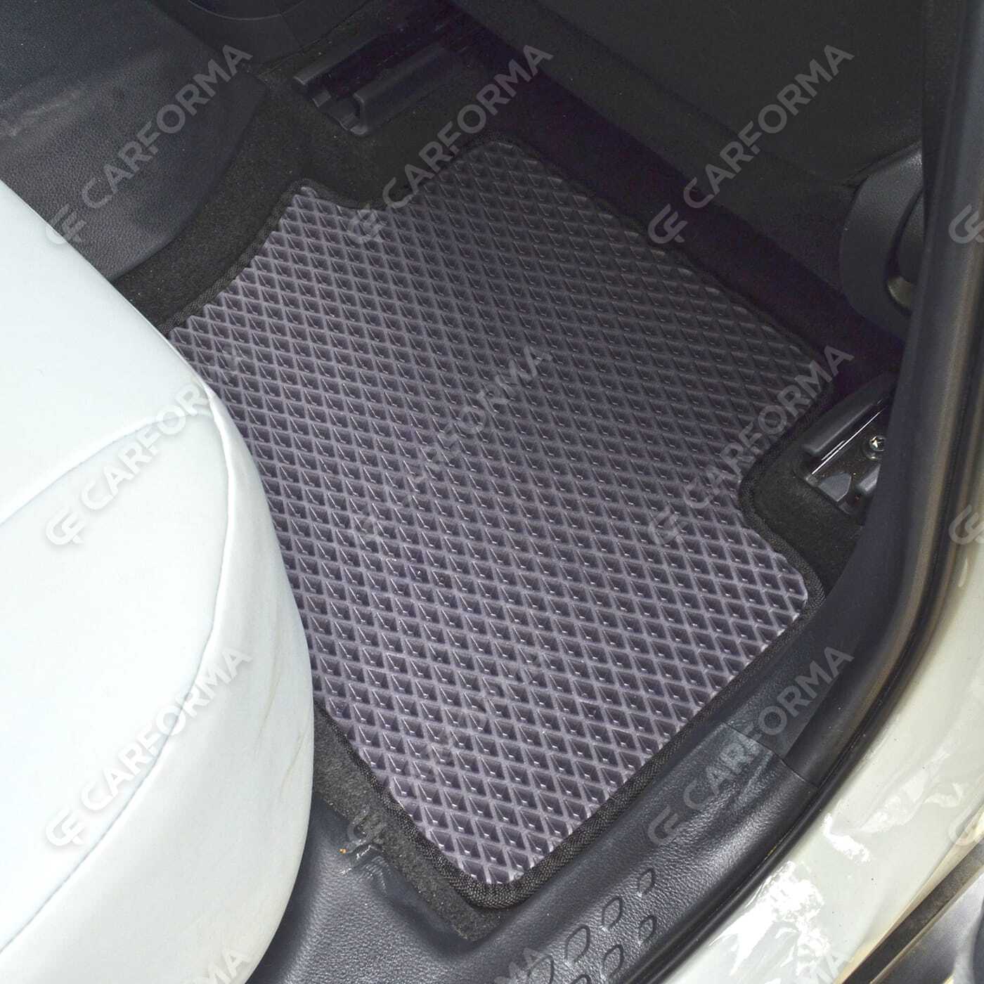 Коврики на Toyota Izoa 2018&nbsp;-&nbsp;2026 в Чебоксарах