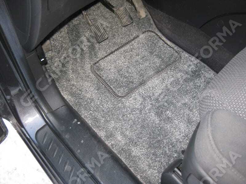 Ворсовые коврики на KIA Carens II 2006&nbsp;-&nbsp;2012 в Чебоксарах