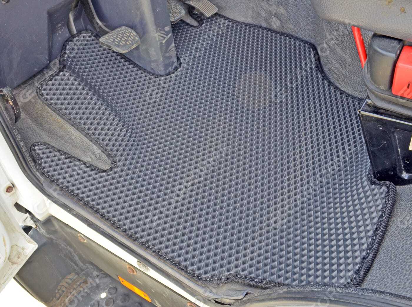 Ворсовые коврики на Mercedes 814 1983&nbsp;-&nbsp;1998 в Чебоксарах