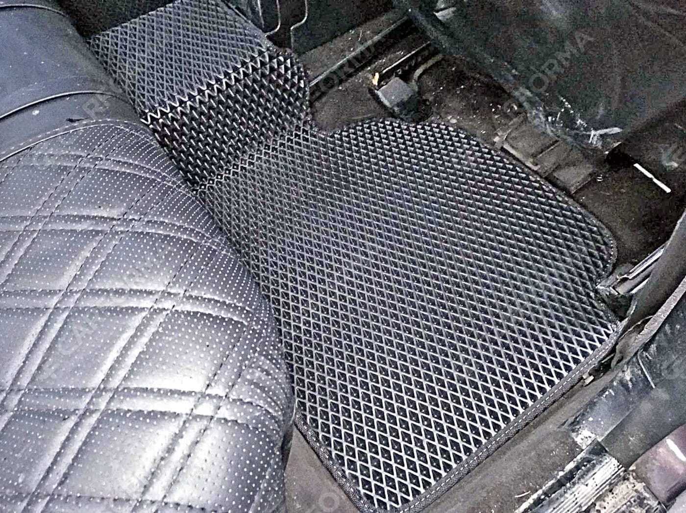 Ворсовые коврики на Mercedes 190 (W201) 1982&nbsp;-&nbsp;1993 в Чебоксарах