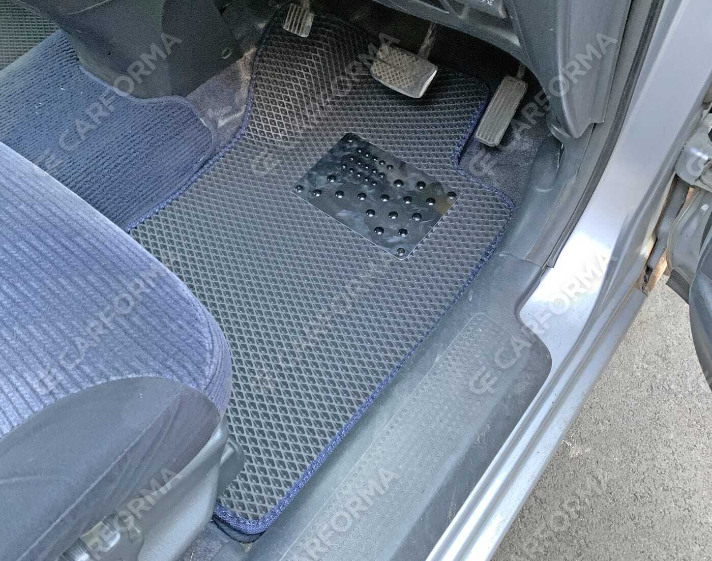 Ворсовые коврики на Honda Stream I 4wd 2000&nbsp;-&nbsp;2006 в Чебоксарах