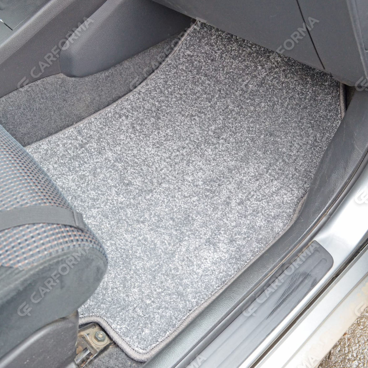 Ворсовые коврики на Nissan Tiida (C11) 2004&nbsp;-&nbsp;2014 в Чебоксарах