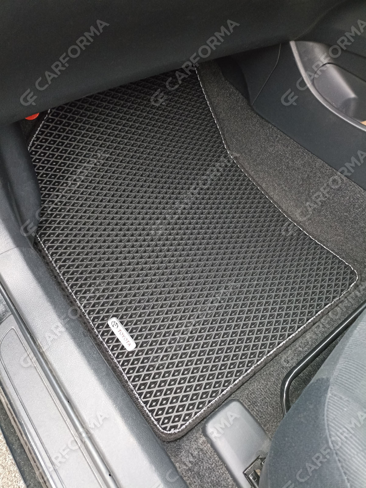 Ворсовые коврики на Toyota Corolla Axio (E14) 2006&nbsp;-&nbsp;2012 в Чебоксарах