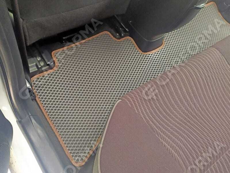 Коврики на Toyota Aqua (P10) 2011&nbsp;-&nbsp;2021 в Чебоксарах