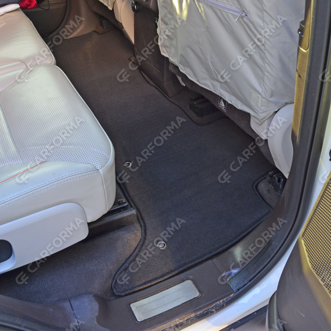 Ворсовые коврики на Land Rover Discovery V 2016&nbsp;-&nbsp;2026 в Чебоксарах