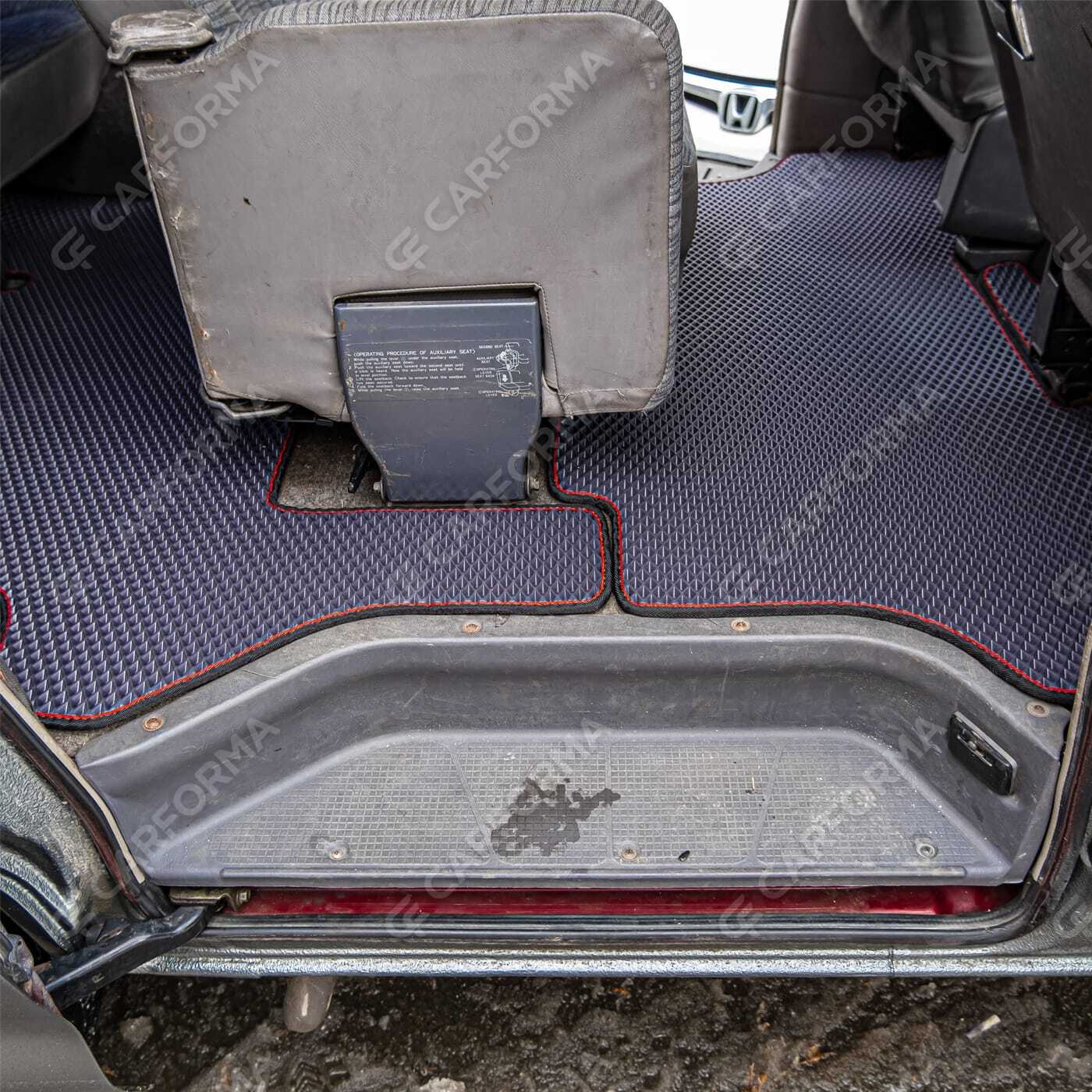 Ворсовые коврики на Mitsubishi Space Gear 1994&nbsp;-&nbsp;2007 в Чебоксарах