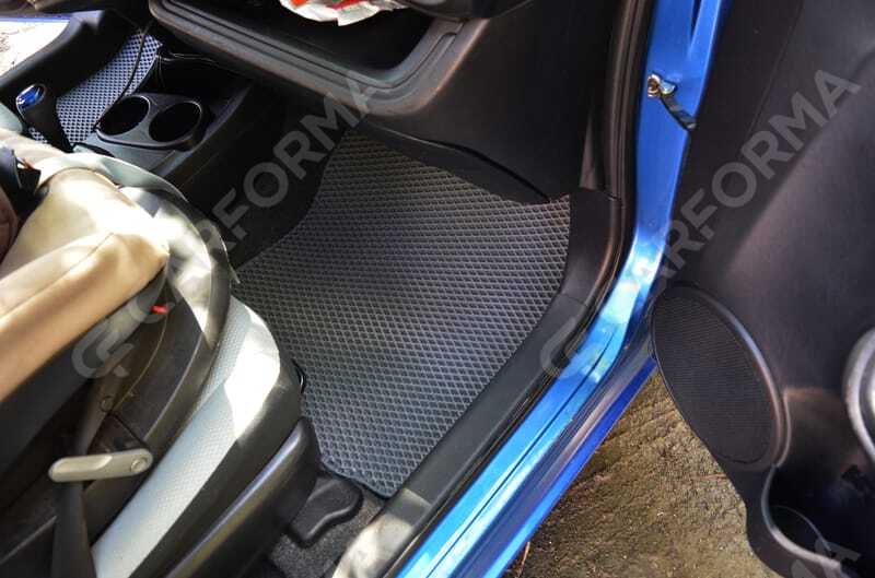 Коврики на Toyota Prius C 2011&nbsp;-&nbsp;2021 в Чебоксарах
