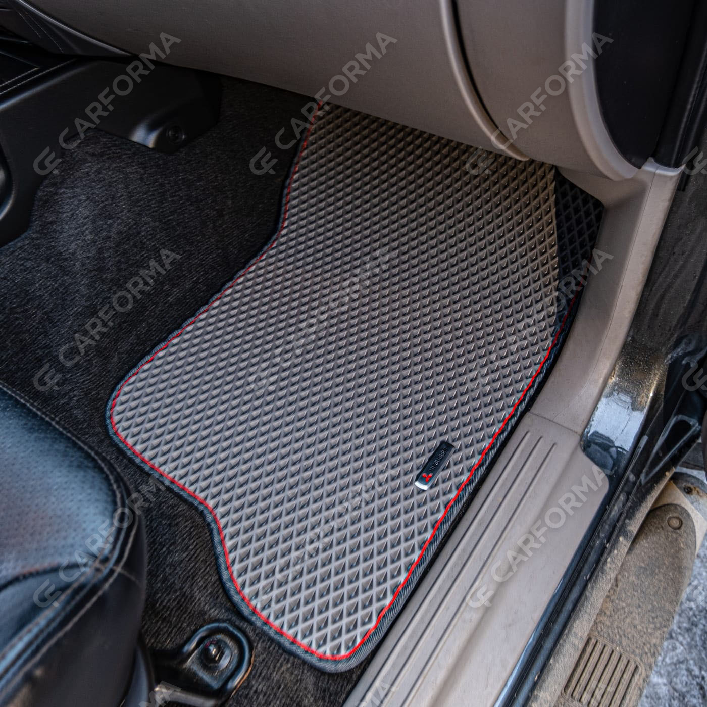 Ворсовые коврики на Mitsubishi Montero Sport II 2008&nbsp;-&nbsp;2016 в Чебоксарах