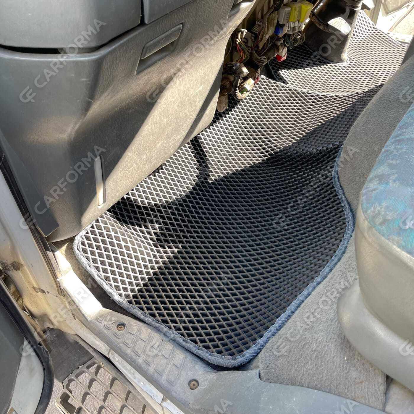 Ворсовые коврики на Mitsubishi Fuso Canter VII узкая кабина 2002&nbsp;-&nbsp;2017 в Чебоксарах