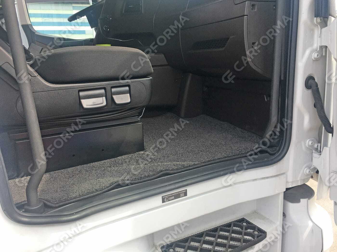 Коврики на КамАЗ К5 широкая кабина 54901 