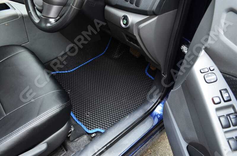 Ворсовые коврики на Toyota Isis 2004&nbsp;-&nbsp;2017 в Чебоксарах