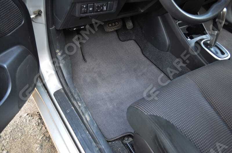 Ворсовые коврики на Nissan Tiida (C11) 2004&nbsp;-&nbsp;2014 в Чебоксарах