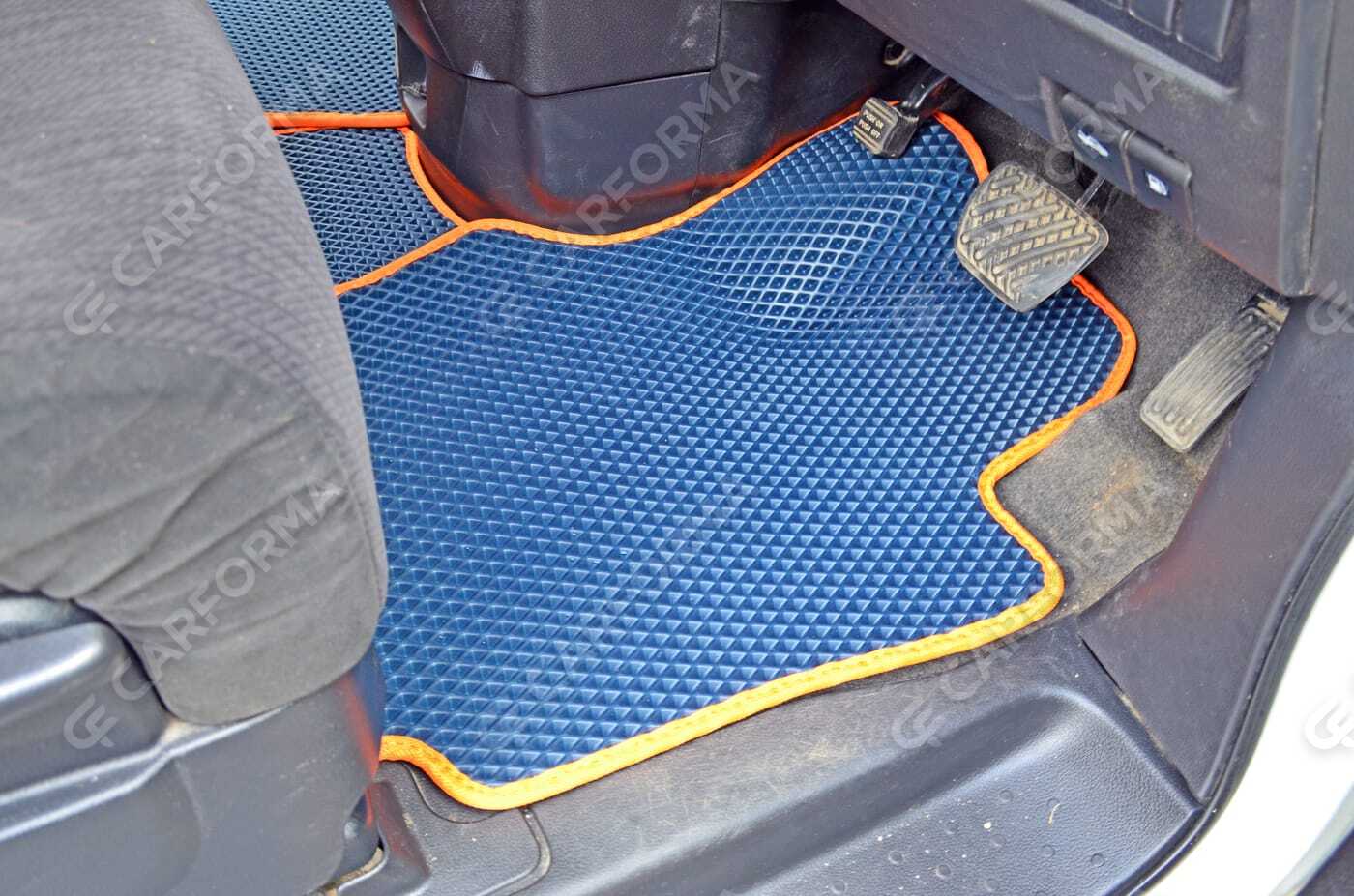 Ворсовые коврики на Nissan Serena (C25) 2005&nbsp;-&nbsp;2010 в Чебоксарах