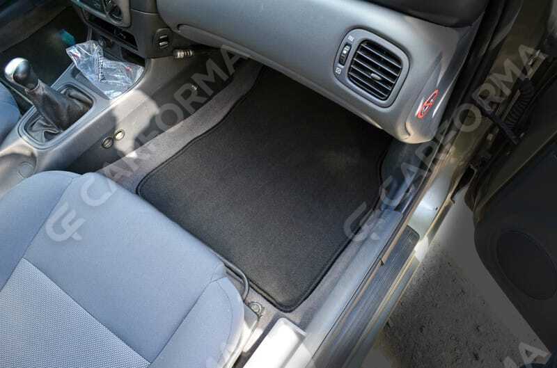 Ворсовые коврики на Nissan Almera II (N16) 2000&nbsp;-&nbsp;2006 в Чебоксарах