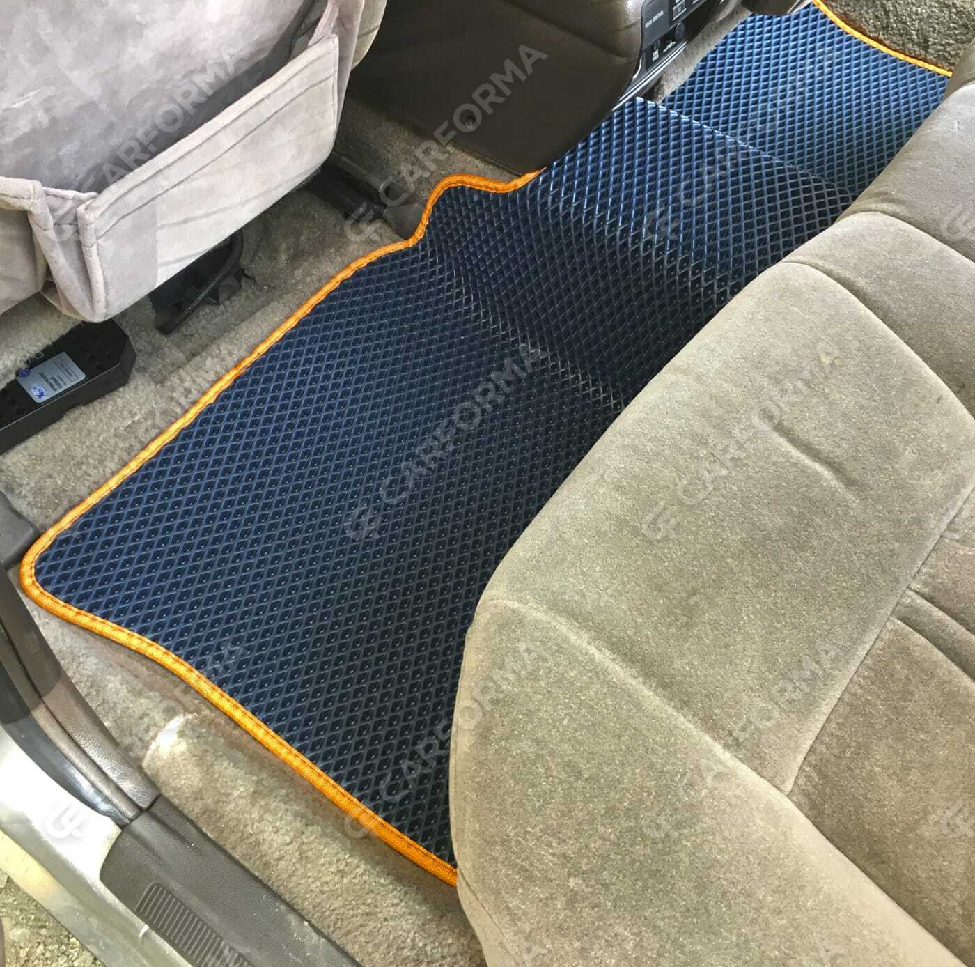 Ворсовые коврики на Toyota Crown (S130) 1987&nbsp;-&nbsp;1999 в Чебоксарах