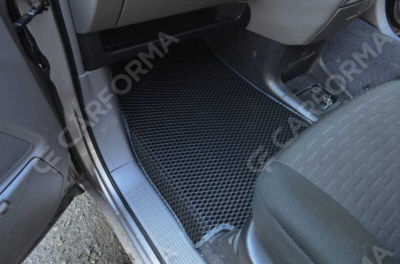 Ворсовые коврики на Toyota Voxy (R60) 2001&nbsp;-&nbsp;2007 в Чебоксарах