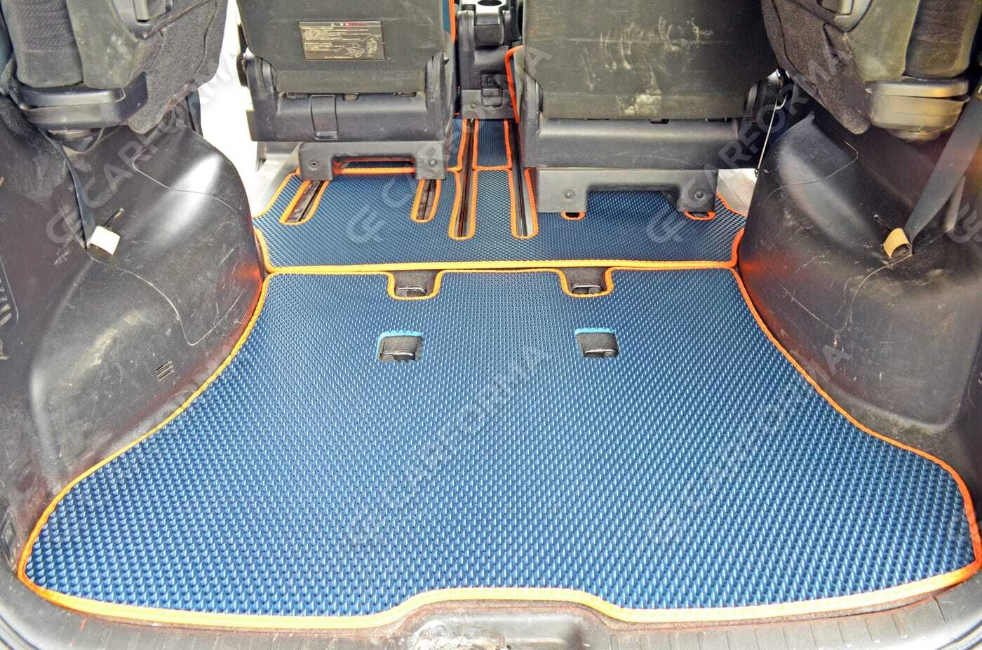 Ворсовые коврики на Nissan Serena (C25) 2005&nbsp;-&nbsp;2010 в Чебоксарах